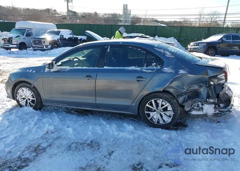 2017 Volkswagen Jetta 1.4T Se z USA, uszkodzony, nr VIN 3VWDB7AJ4HM370921
